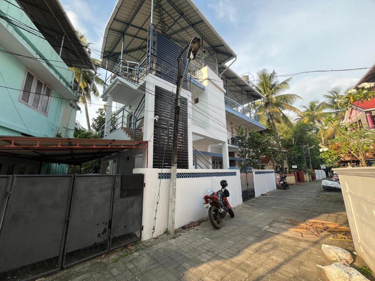 Segundo Home Kochi Extérieur photo
